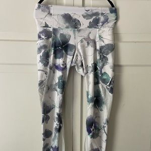 Floral Athleta Leggings Size x-small